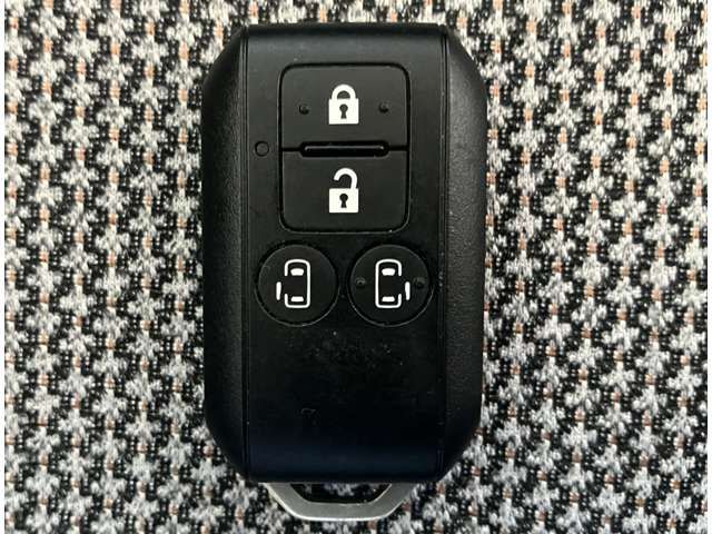 SUZUKI WAGON R SMILE 2022 Image 31