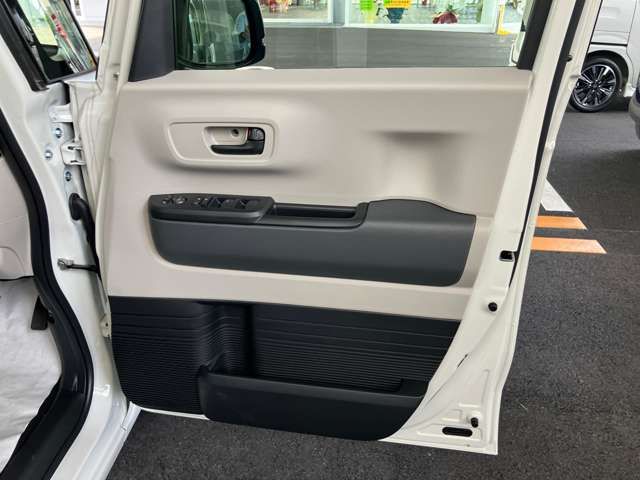 HONDA N BOX 2025 Image 31