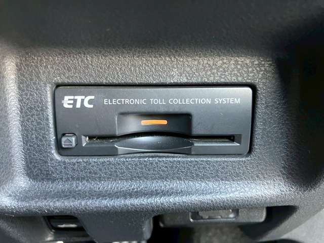 NISSAN GT-R 2010 Image 31