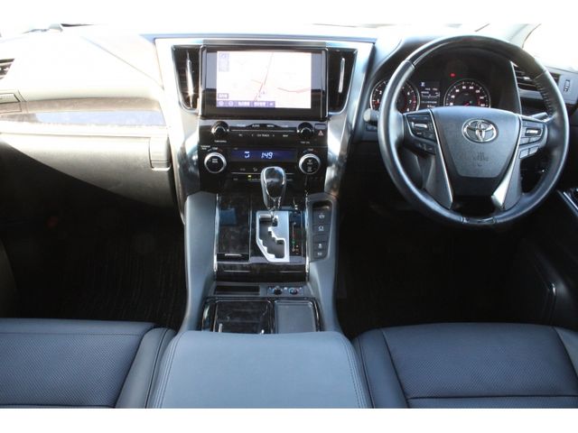 TOYOTA ALPHARD 2020 Image 31
