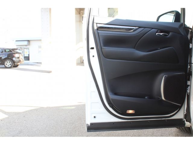 TOYOTA ALPHARD 2020 Image 31