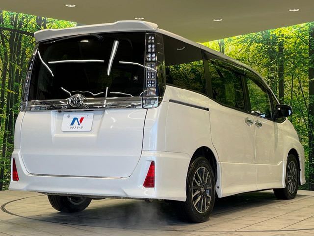 TOYOTA VOXY 2015 Image 31