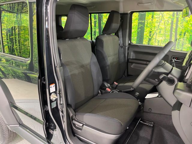 SUZUKI JIMNY NOMADE 2025 Image 31