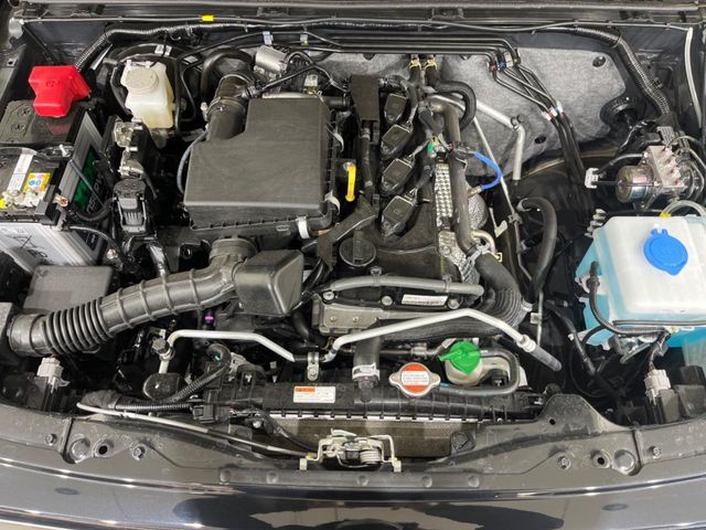 SUZUKI JIMNY NOMADE 2025 Image 31