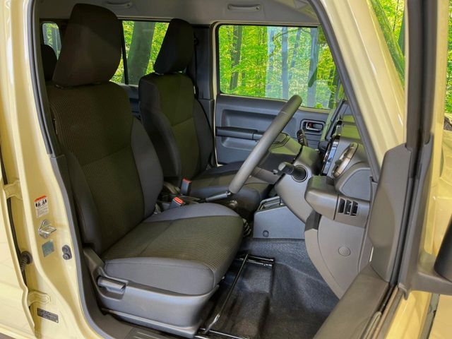 SUZUKI JIMNY NOMADE 2025 Image 31