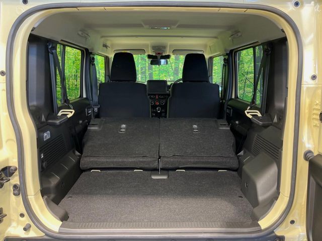 SUZUKI JIMNY NOMADE 2025 Image 31