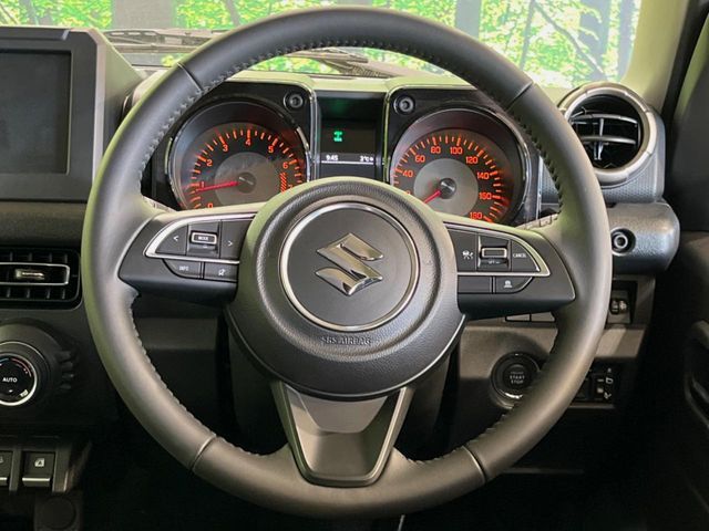 SUZUKI JIMNY NOMADE 2025 Image 31