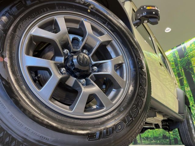 SUZUKI JIMNY NOMADE 2025 Image 31