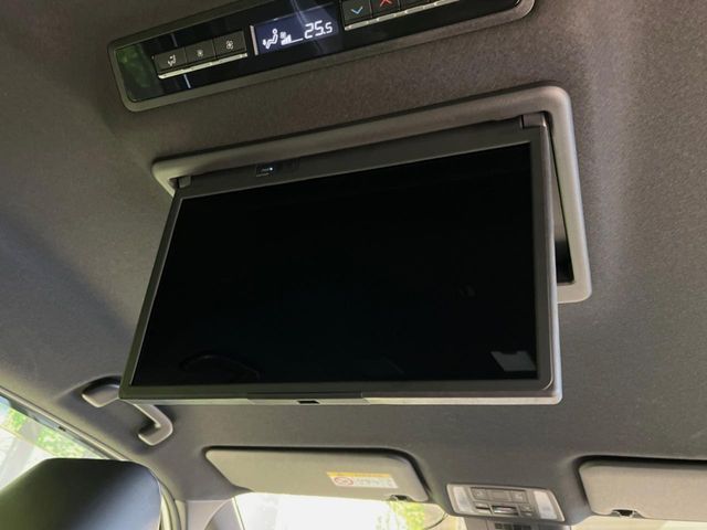 TOYOTA NOAH 2023 Image 31