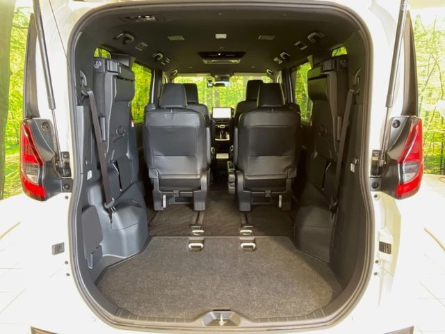 TOYOTA NOAH 2023 Image 31