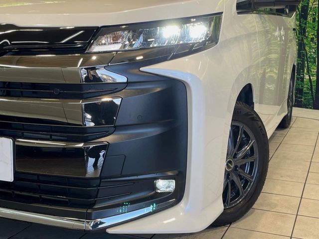 TOYOTA NOAH 2023 Image 31
