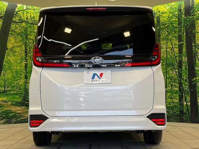 TOYOTA NOAH 2023 Image 31