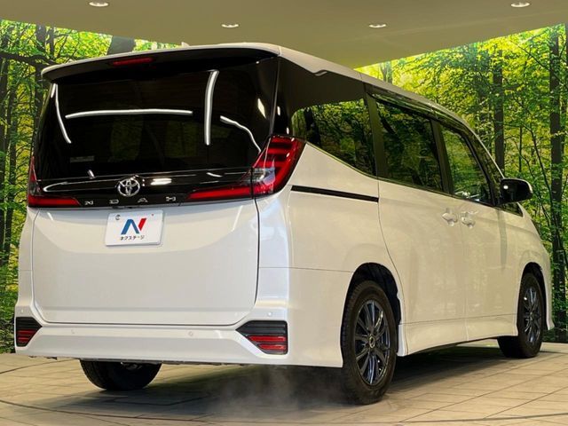TOYOTA NOAH 2023 Image 31