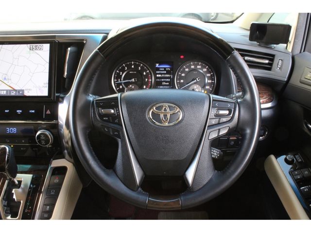 TOYOTA ALPHARD 2019 Image 31