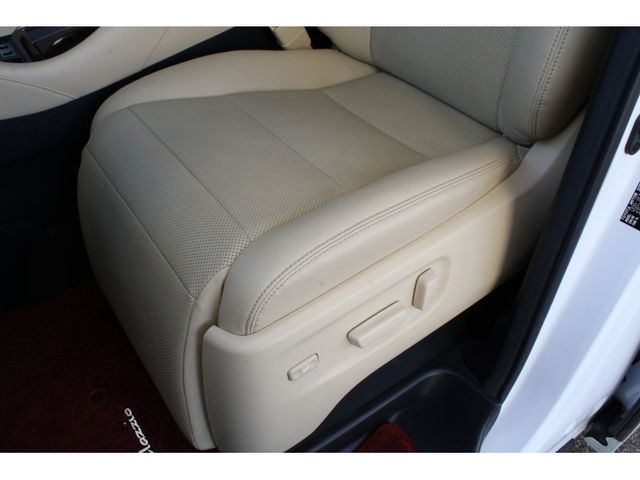 TOYOTA ALPHARD 2019 Image 31