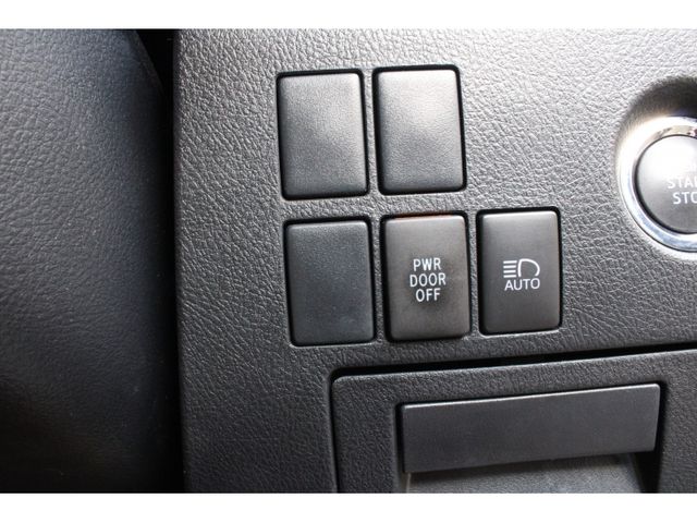 TOYOTA ALPHARD 2019 Image 31