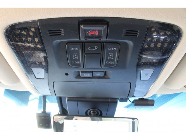 TOYOTA ALPHARD 2019 Image 31