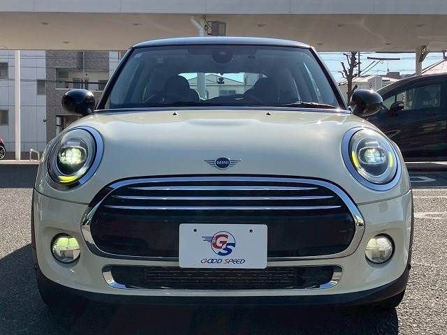 BMW MINI COOPER D 2019 Image 31