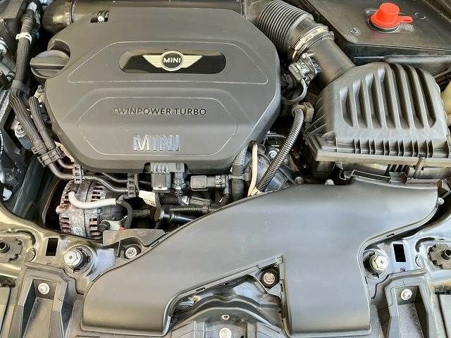 BMW MINI COOPER D 2019 Image 31