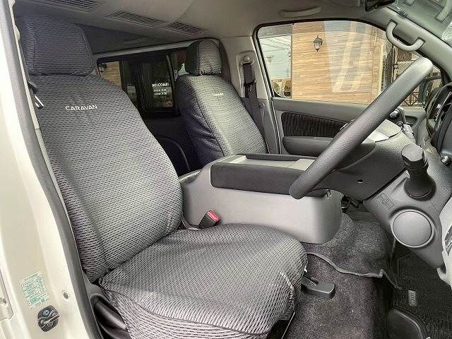 NISSAN NV350 CARAVAN 2020 Image 31