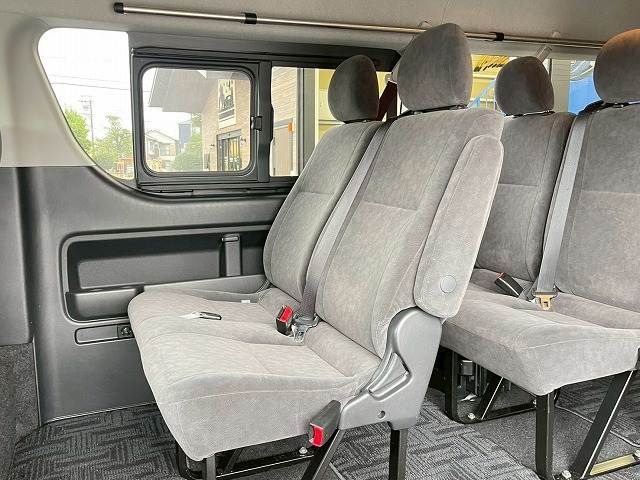 TOYOTA HIACE WAGON 4WD 2020 Image 31