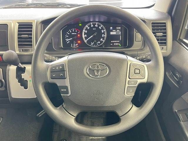 TOYOTA HIACE WAGON 4WD 2020 Image 31