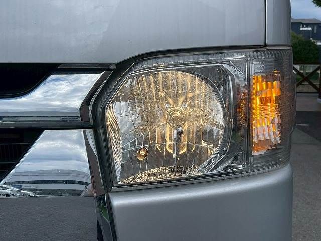 TOYOTA HIACE VAN 2WD 2020 Image 31