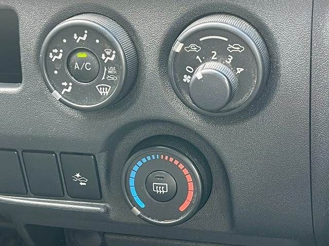 TOYOTA HIACE VAN 2WD 2020 Image 31