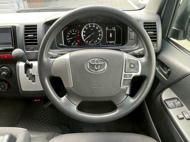 TOYOTA HIACE VAN 2WD 2020 Image 31