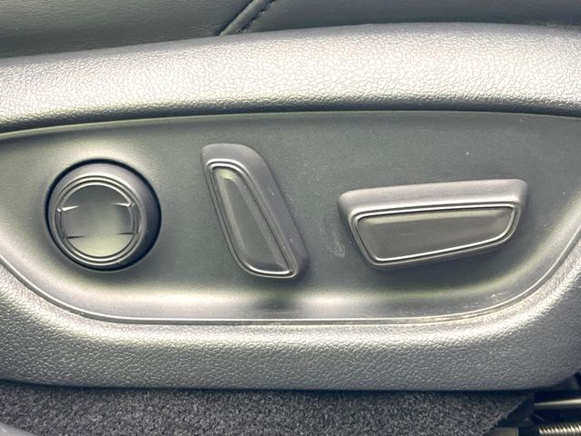 TOYOTA CROWN SEDAN HYBRID 2021 Image 31