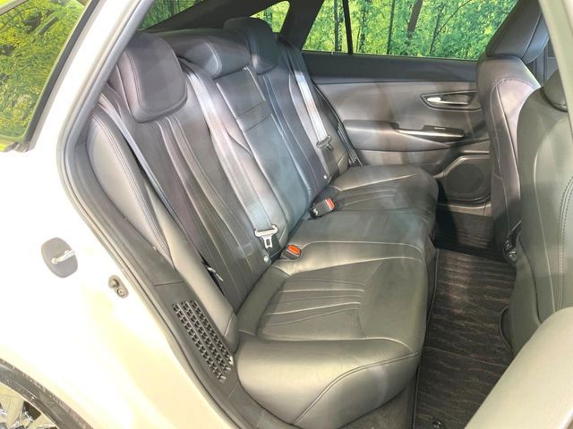 TOYOTA CROWN SEDAN HYBRID 2021 Image 31