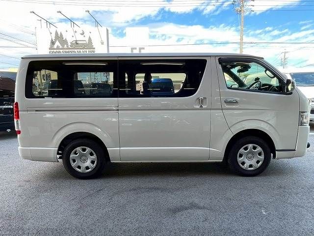 TOYOTA HIACE VAN 2WD 2020 Image 31