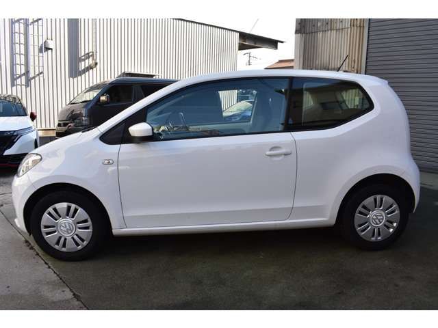 VOLKSWAGEN UP! 2013 Image 31