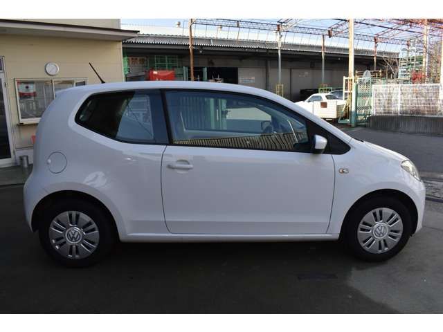 VOLKSWAGEN UP! 2013 Image 31