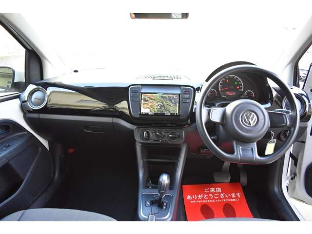 VOLKSWAGEN UP! 2013 Image 31