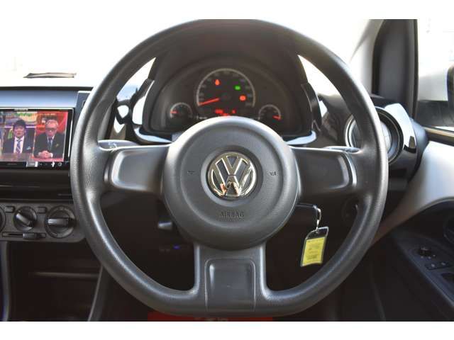 VOLKSWAGEN UP! 2013 Image 31