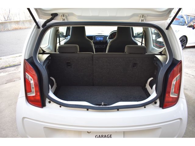 VOLKSWAGEN UP! 2013 Image 31