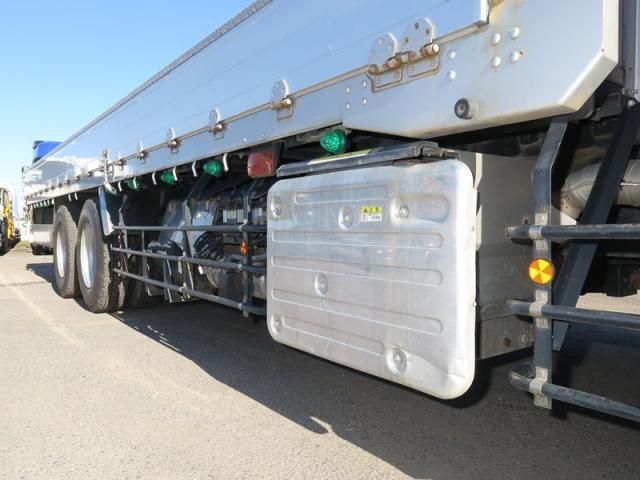 ISUZU GIGA 2020 Image 31