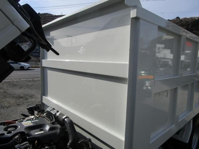 ISUZU ELF 2018 Image 31