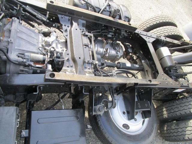 ISUZU ELF 2018 Image 31