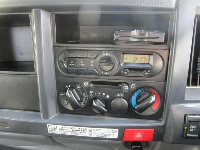 ISUZU ELF 2018 Image 31