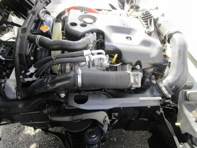 ISUZU ELF 2018 Image 31