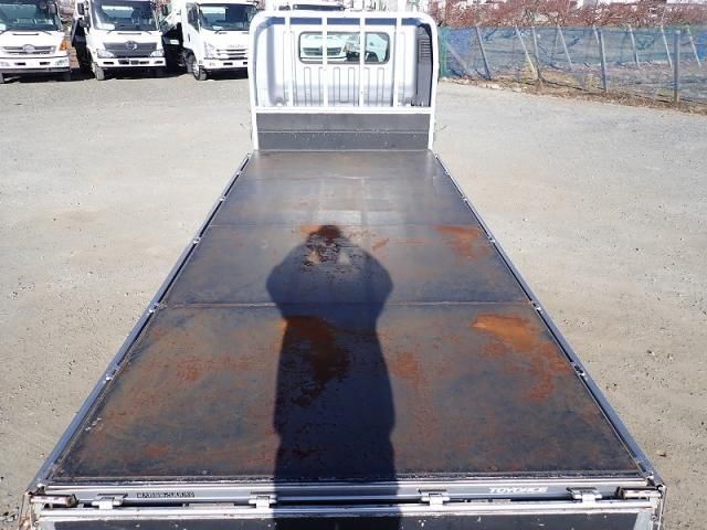 TOYOTA DYNA 2017 Image 31