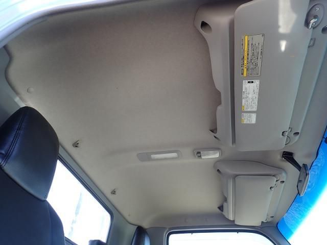 TOYOTA DYNA 2017 Image 31