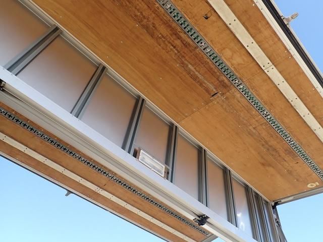 ISUZU FORWARD 2014 Image 31