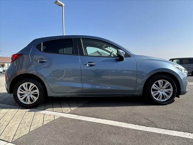 MAZDA DEMIO 2015 Image 31