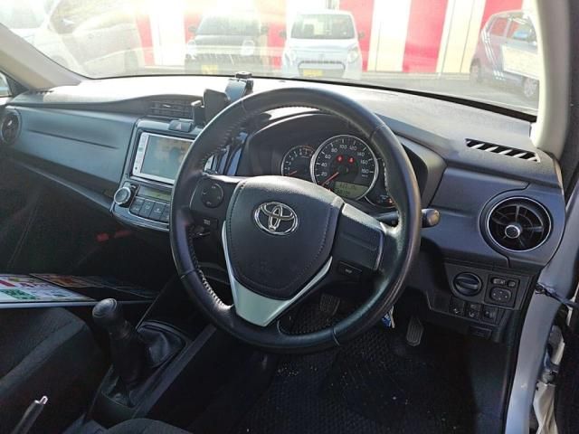 TOYOTA COROLLA AXIO 2015 Image 31