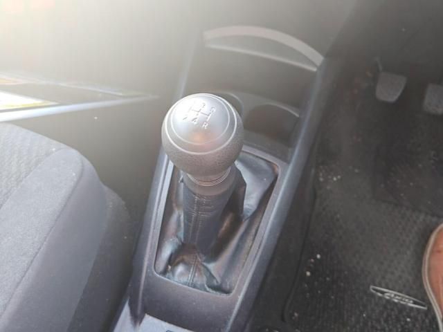 TOYOTA COROLLA AXIO 2015 Image 31