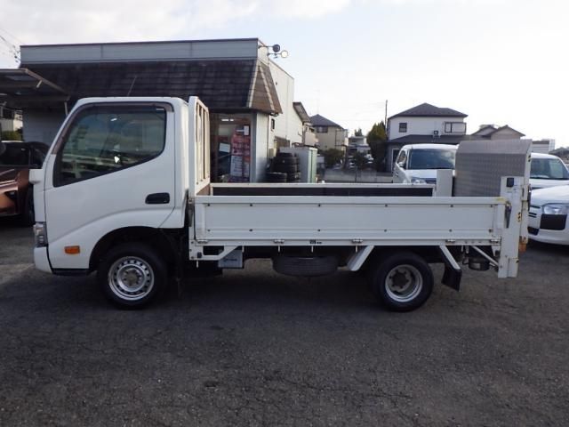 TOYOTA DYNA 2017 Image 31