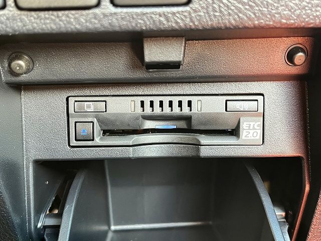 TOYOTA ALPHARD HYBRID 4WD 2022 Image 31